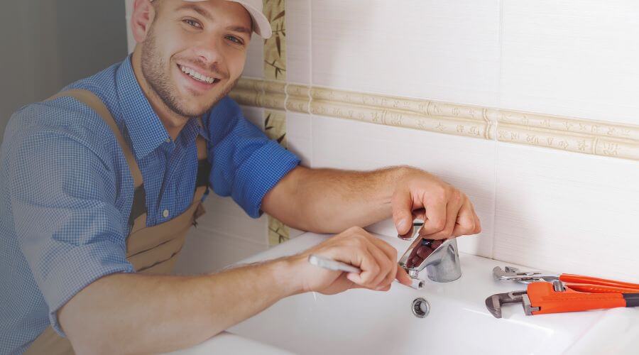 Handle or spout repair in Ashland, KS